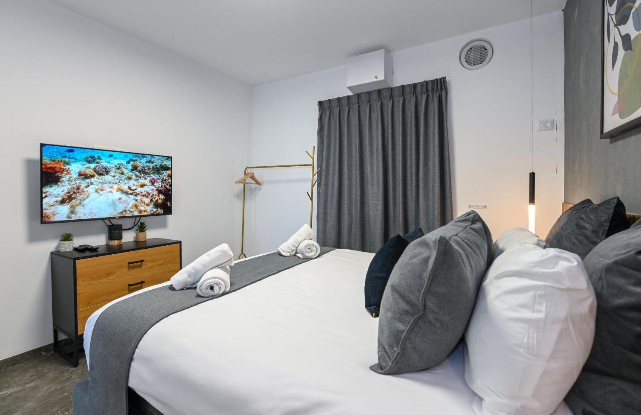 Yalarent C Kinneret Hotel Apartments ميغدال المظهر الخارجي الصورة